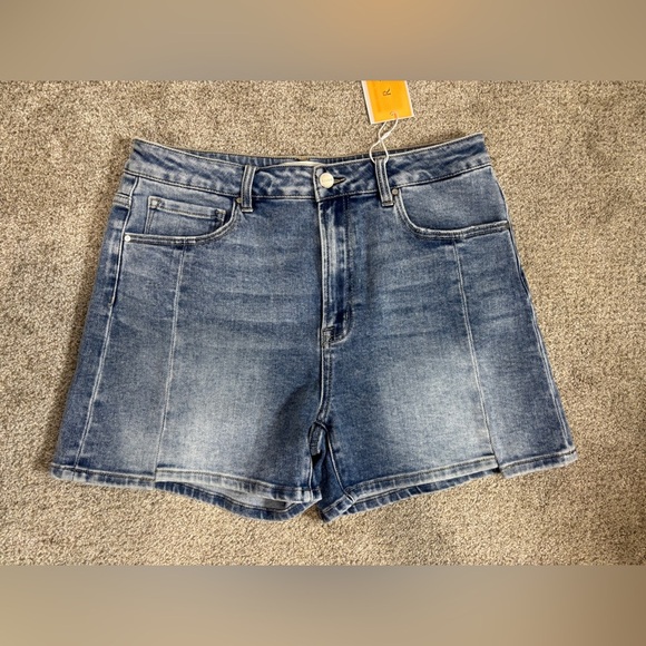 NWT RISEN TARA HIGH RISE SHORTS XL - Picture 1 of 12